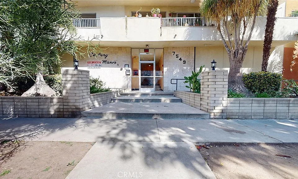 7549 Lexington Ave #7
