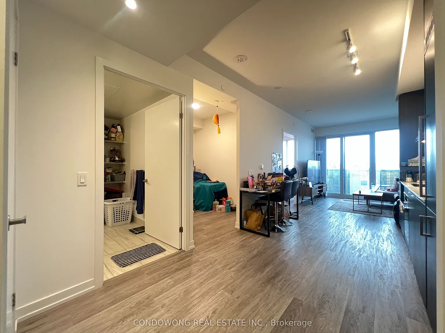 2 bed, $2,700 — Photo 2