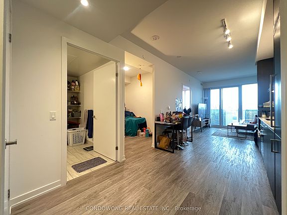 2nd image of 55 Cooper St #5803