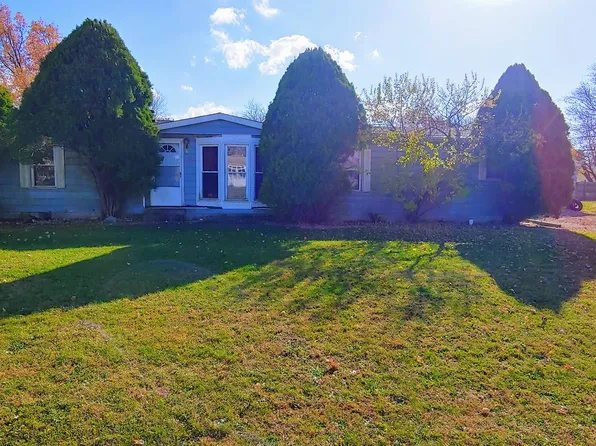 601 W Meyer St, Thomasboro, IL 61878