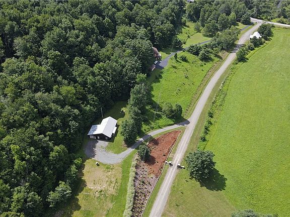 2nd image of 2070 Harper Rd