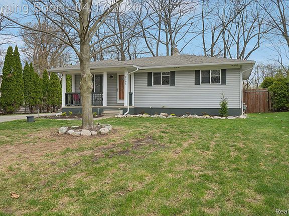 2nd image of 2385 Keith Rd