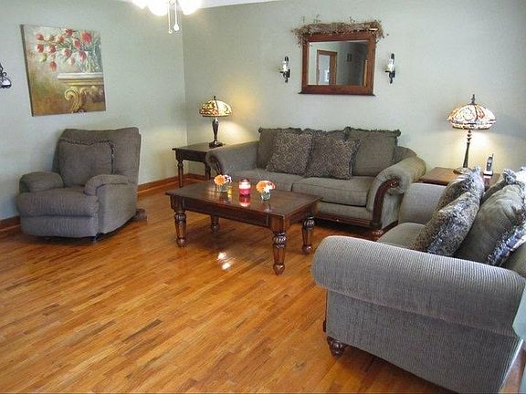 4th image of 3508 W Fleetwood Dr