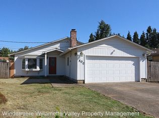 800 Oak St, Junction City, OR 97448