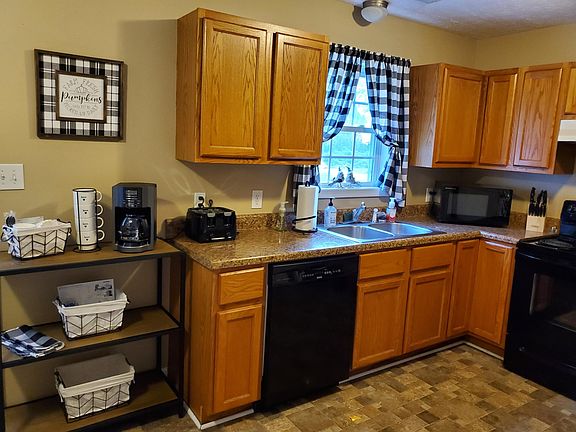 5th image of 123 Primrose Ln #A