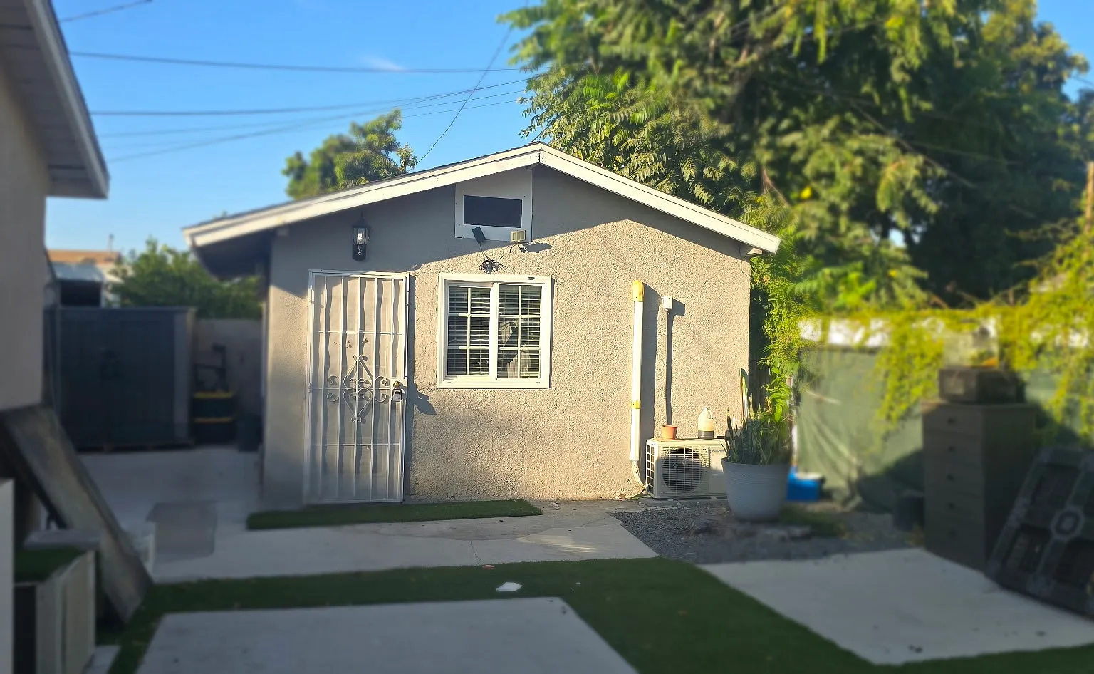 Studio, 400 sqft, $1,350 — Photo 1