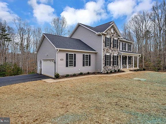 5th image of 7401 Stonegate Estates Dr