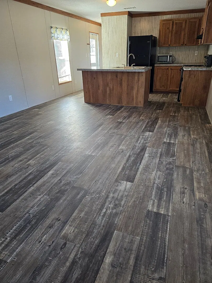 2/2 Mobile with Large Fenced Yard in Homosassa — Photo 3