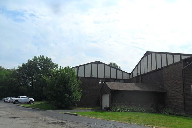 2nd image of 4949 E 10 Mile Rd APT 2