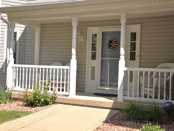2nd image of 24840 Jordan Ln