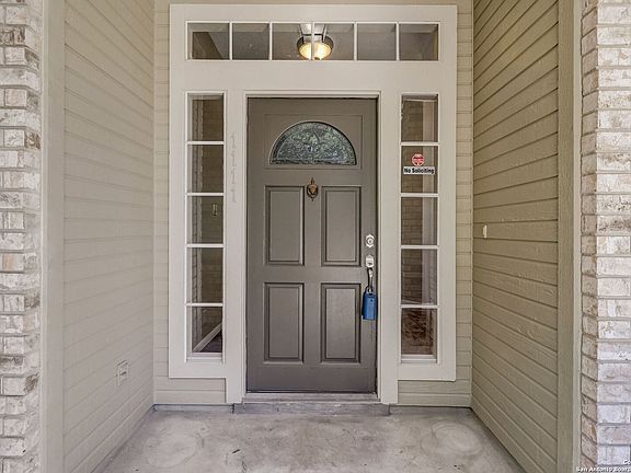2nd image of 1111 CROSSBROOK