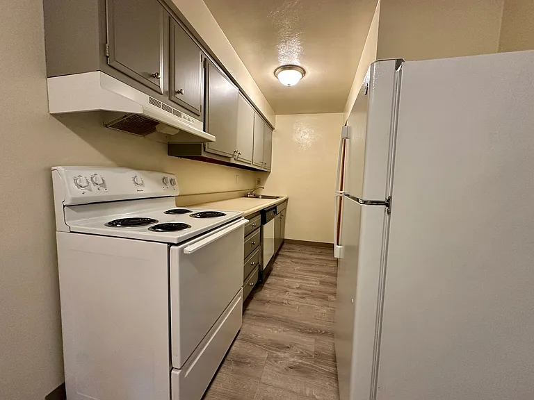 511 Freeport Rd — Photo 9
