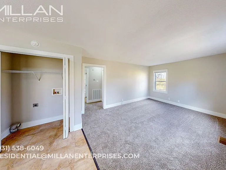 1003 Lincoln St — Photo 5