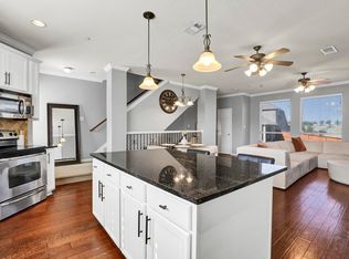 2700 Club Ridge Dr APT 8, Lewisville, TX 75067