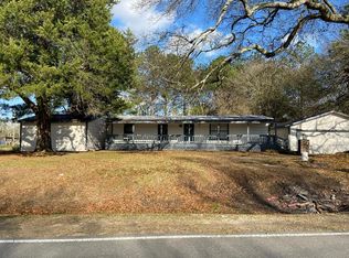 296 Masonite Lake Rd, Laurel, MS 39443
