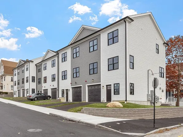 10 Windsor St #A, Worcester, MA 01605