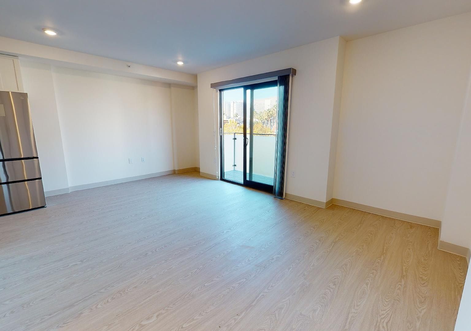345 6th St Unit 307 - Image 4