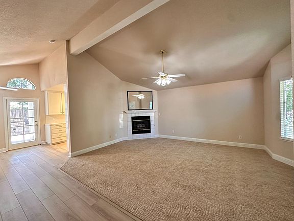 5th image of 5201 W Magill Ave