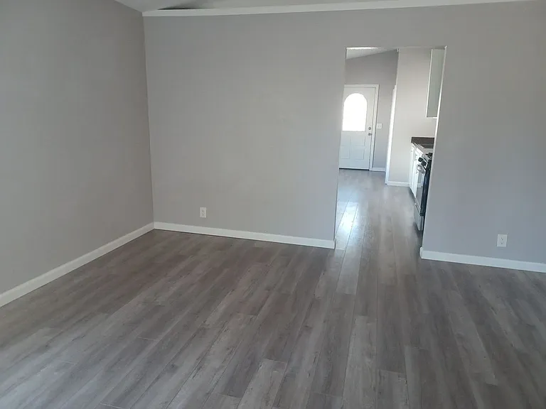 1797 Brookwood Dr — Photo 2