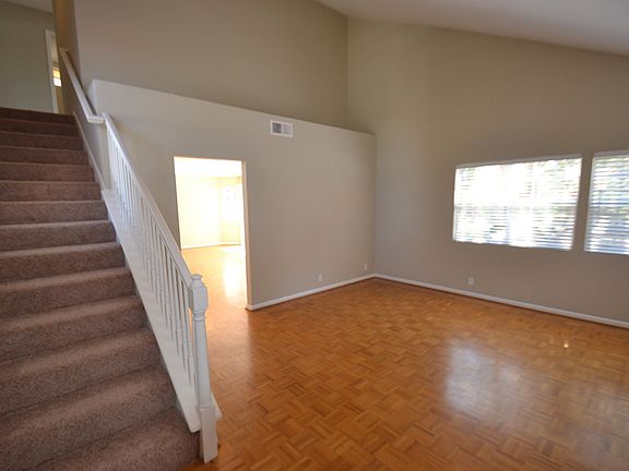 3rd image of 24758 Leafwood Dr