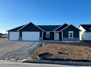 4279 N Deer Valley Ct, Appleton, WI 54913