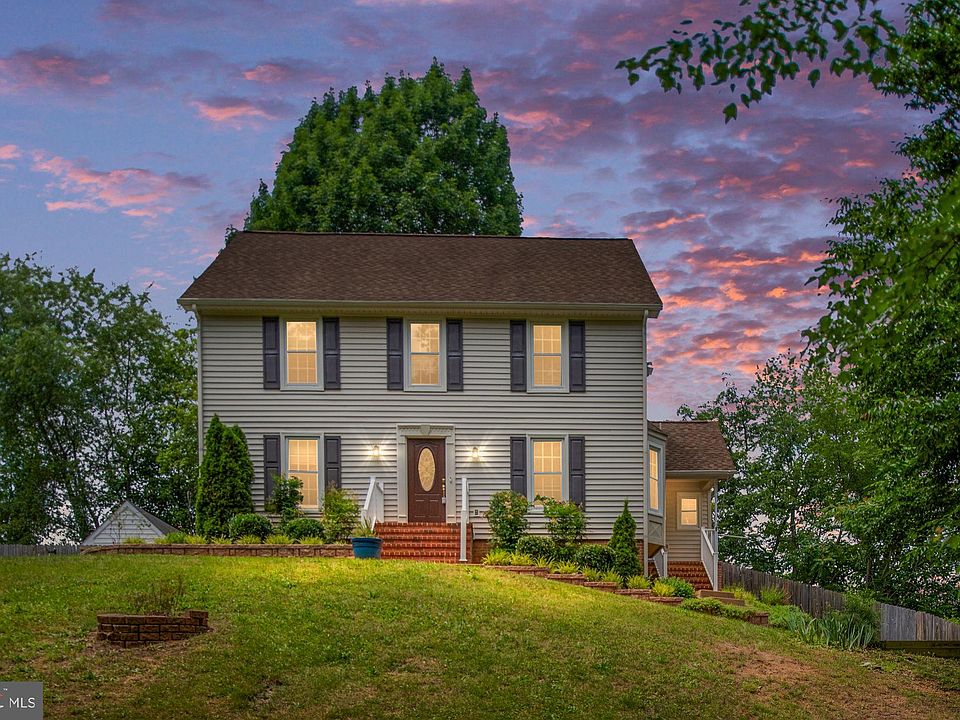 1st image of 1212 Heatherbrook Ct