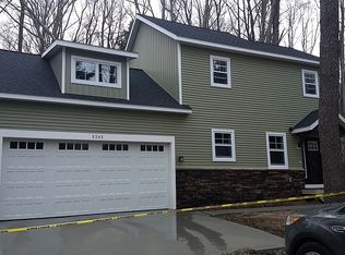 2345 Eagle Dr, Holland, MI 49424