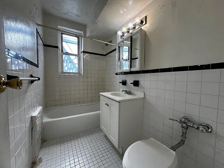 34-57 73rd St #4D — Photo 5