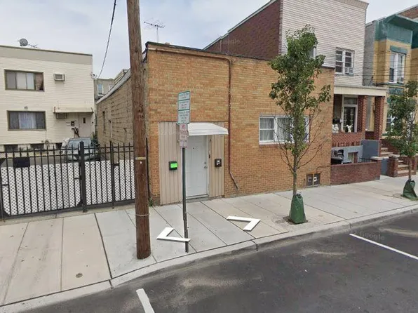 720 24th St Floor 2, Union City, NJ 07087