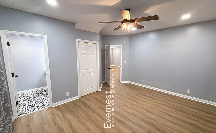 2311 Fairleigh St — Photo 7