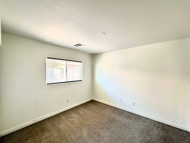 11588 Vesuvio Ct — Photo 19