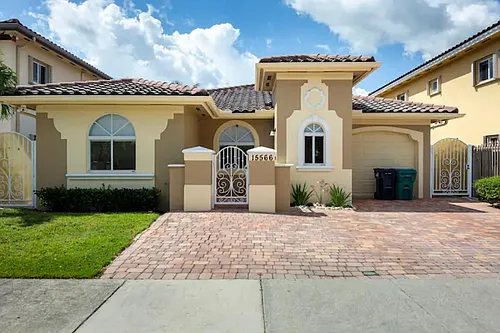 15566 SW 13th Ter Photo 1