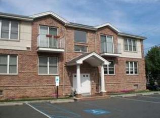 52 Ridge Rd APT 3A, Lyndhurst, NJ 07071