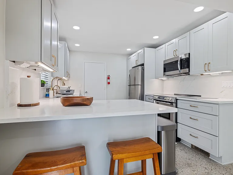 4923 Shetland Ave — Photo 11