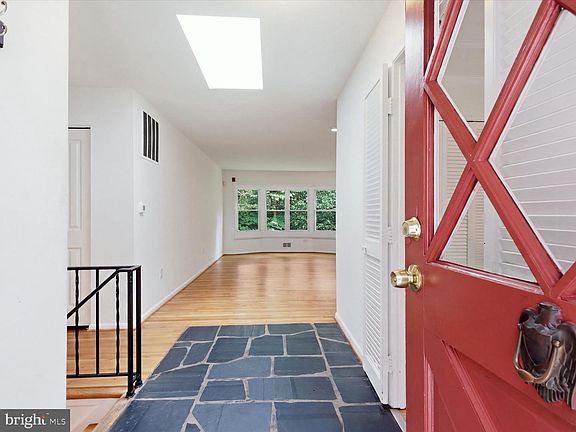 3rd image of 12823 Camellia Dr