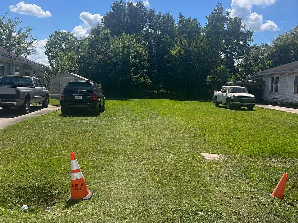 1st image of 1725 Threadneedle St