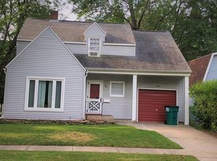 112 E Shaw St, Charlotte, MI
