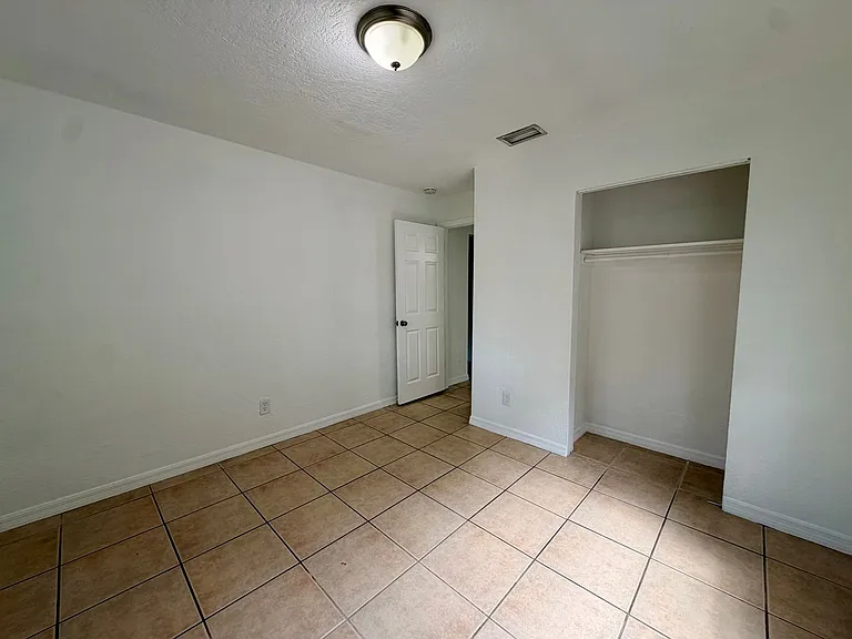 1235 Alcazar St — Photo 12