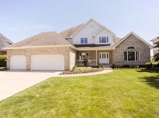 10817 Fawn Trail Dr, Orland Park, IL 60467