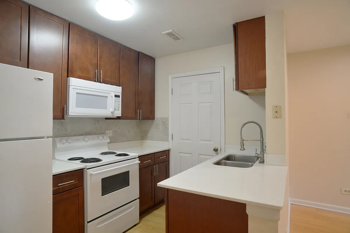 Building Photo - 1263 Wyndham Ln #102