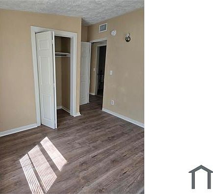 3rd image of 4019 Lockhart Dr N