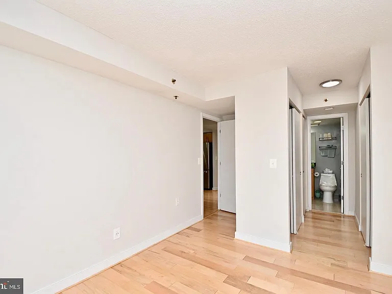 7500 Woodmont Ave #S712 — Photo 30