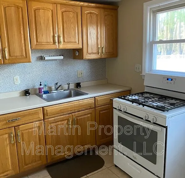 50 Neillian St #50 — Photo 4