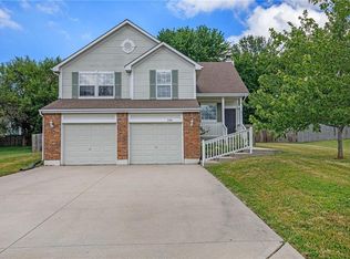 294 Cove Cir, Raymore, MO 64083
