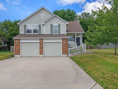 294 Cove Cir, Raymore, MO, 64083