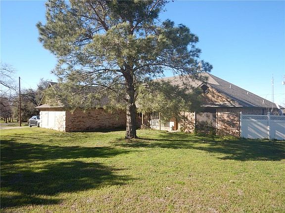 4th image of 3901 Scenic Hill Ln