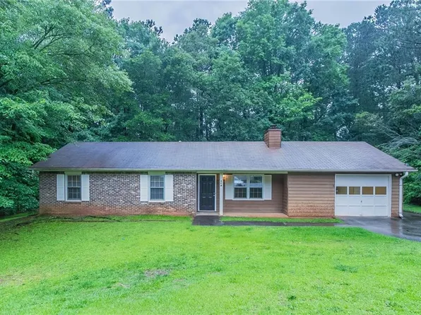 604 Hamlet Ct SE, Conyers, GA 30094
