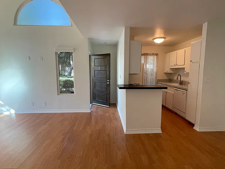 22330 Victory Blvd #202 — Photo 5