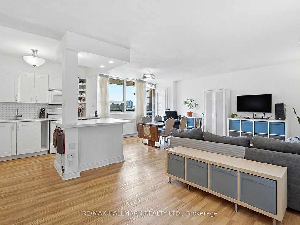 1st image of 180 Markham Rd #503