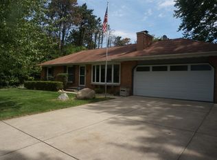 51624 Currant Rd, Granger, IN 46530